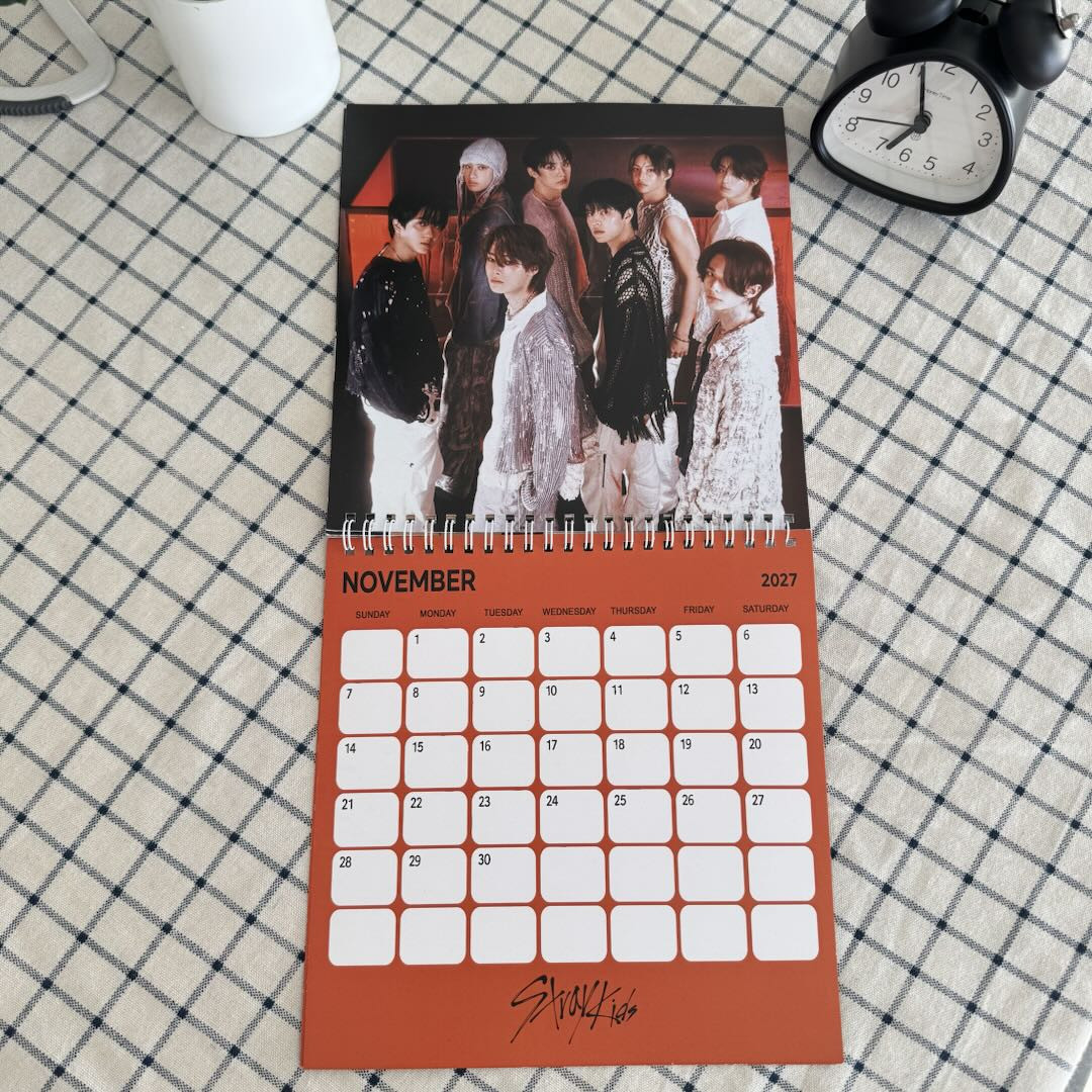 AT - Straykids 2027 Wall Calendar - Image 4
