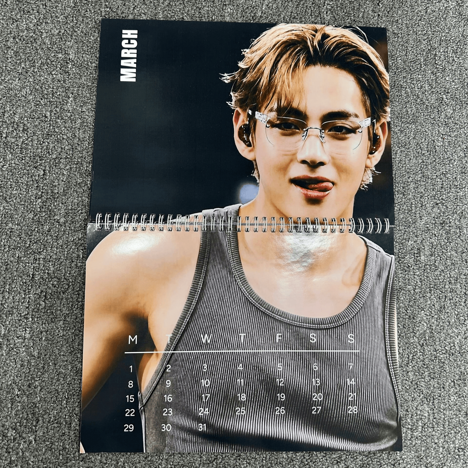 AT - TAEHYUNG BTS 2027 Calendar, Gift for ARMYs
