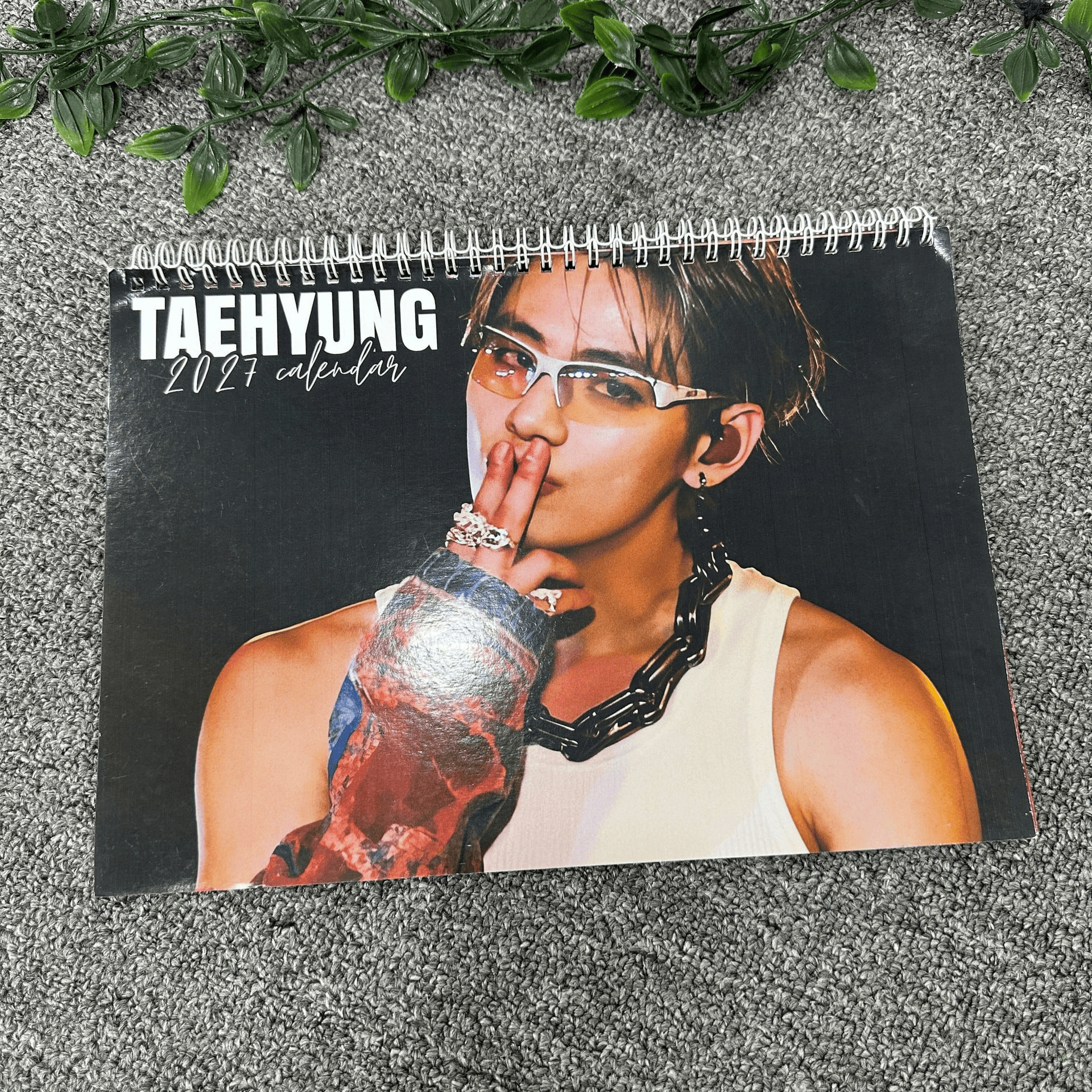 AT - TAEHYUNG BTS 2027 Calendar, Gift for ARMYs