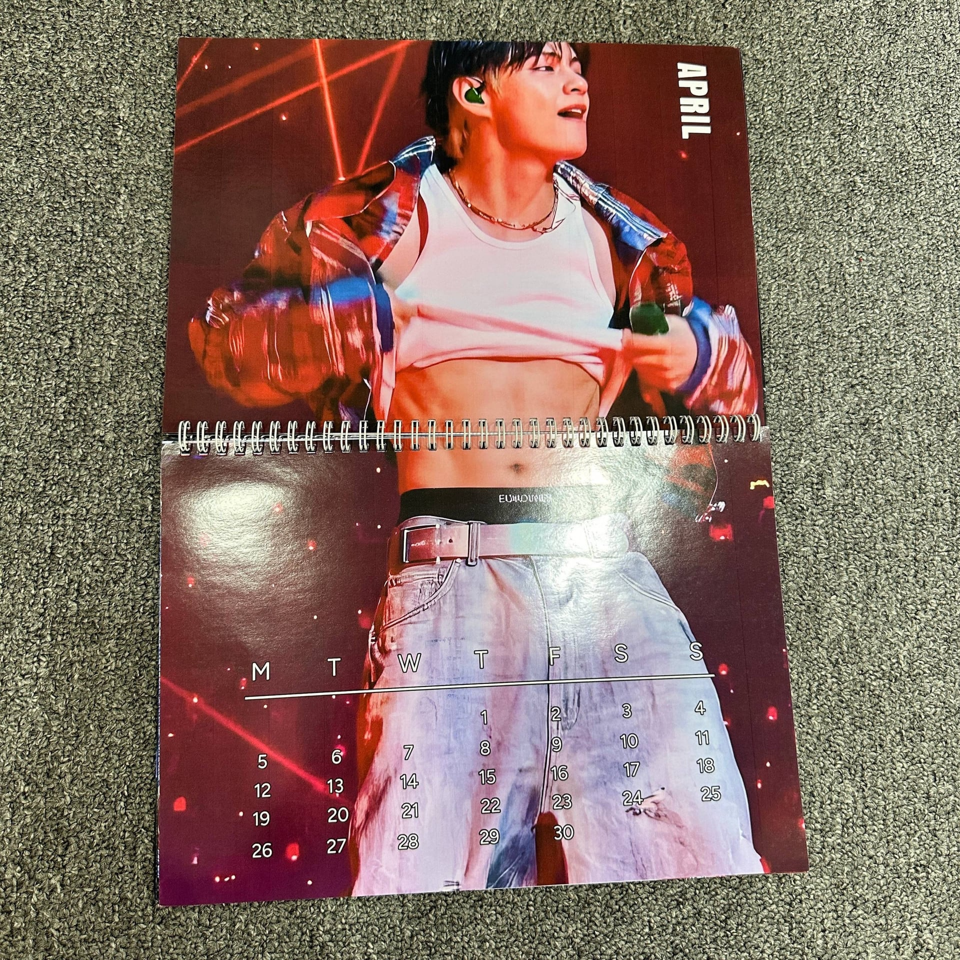 AT - TAEHYUNG BTS 2027 Calendar, Gift for ARMYs