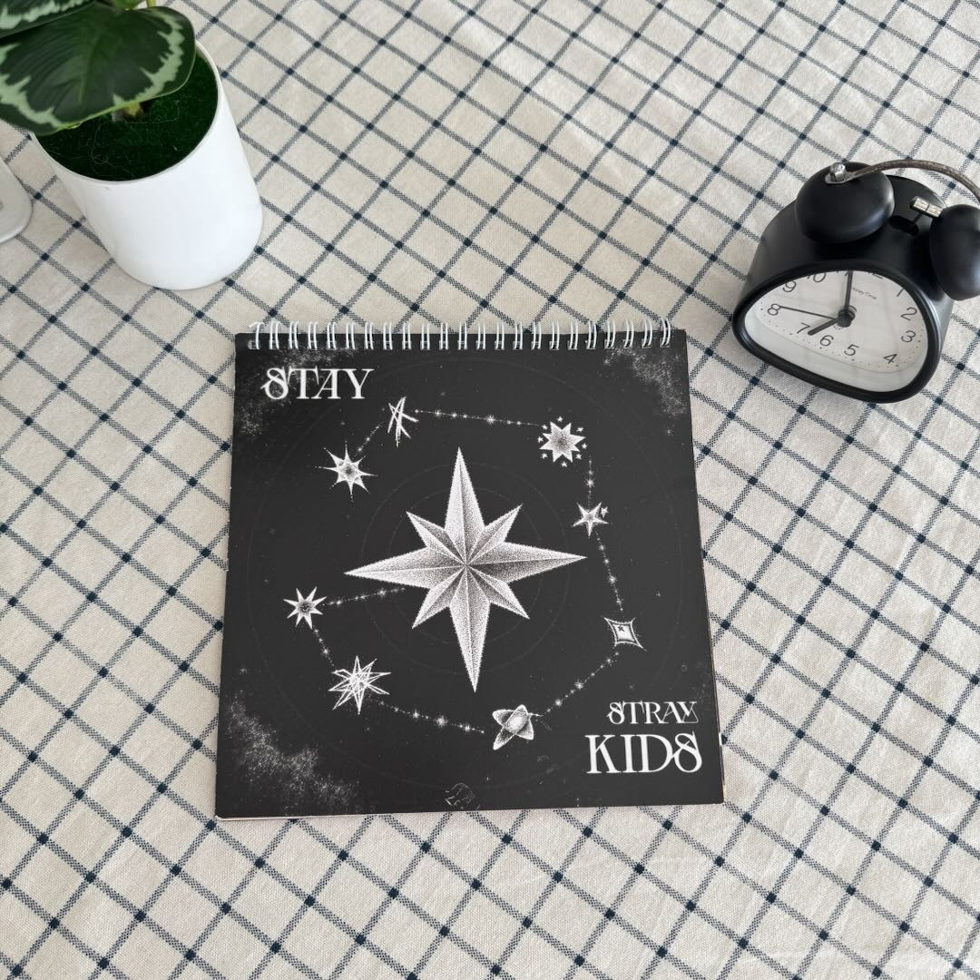 AT - Straykids 2027 Wall Calendar - Image 2