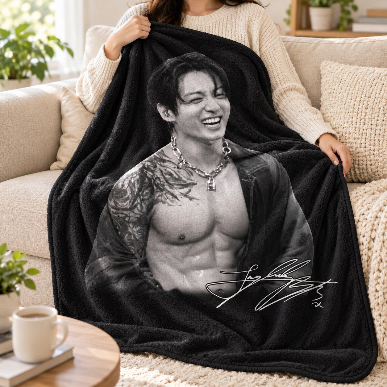 TT - JUNGKOOK BTS Fleece Blanket, Soft Fleece, KPOP Retro Bedroom Decor - Image 3