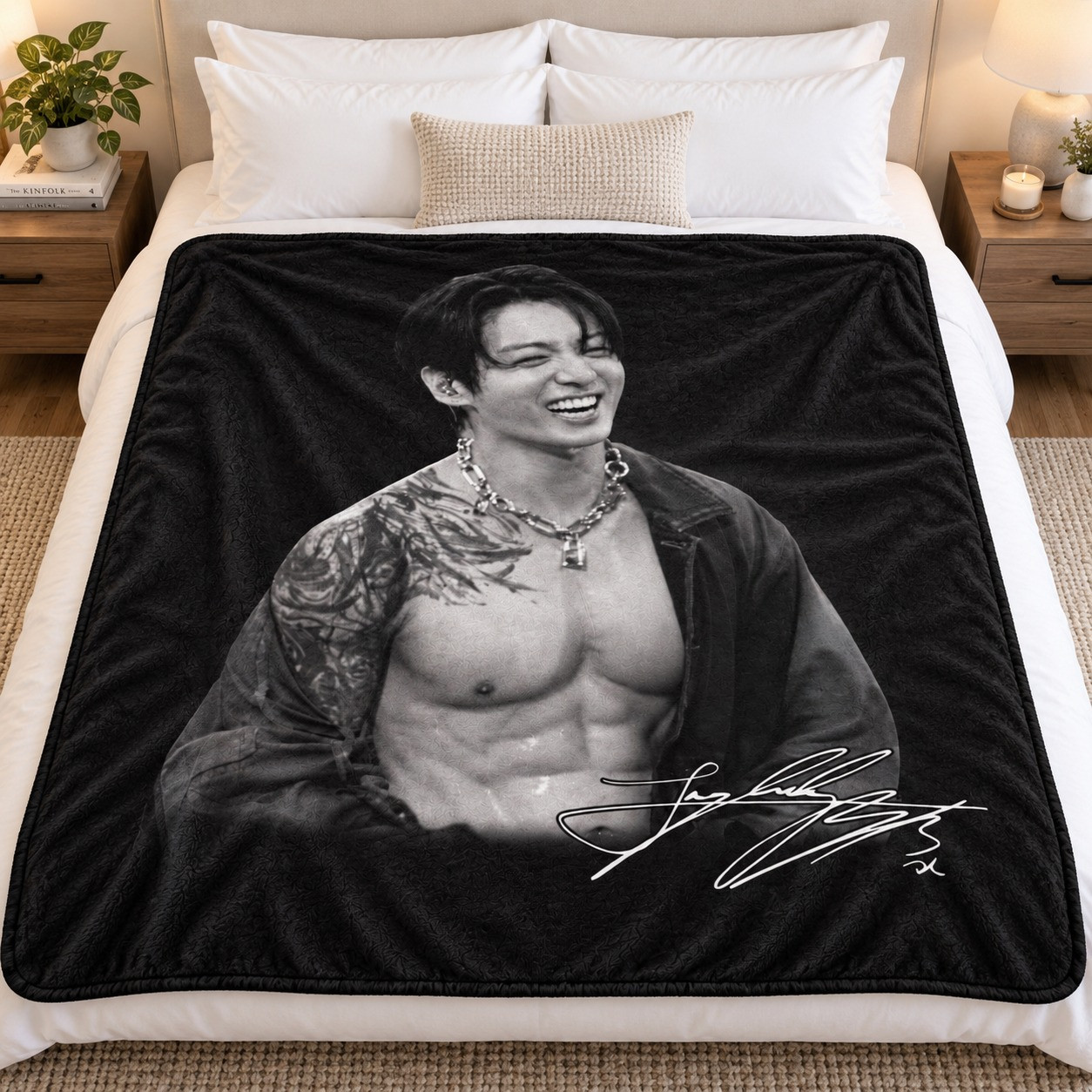 TT - JUNGKOOK BTS Fleece Blanket, Soft Fleece, KPOP Retro Bedroom Decor - Image 4